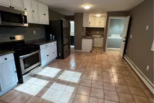 11 Hillhurst Ave, Providence, RI 02909 - Photo 9