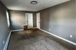 11 Hillhurst Ave, Providence, RI 02909 - Photo 5