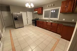 11 Hillhurst Ave, Providence, RI 02909 - Photo 31