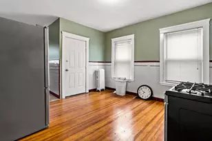 154 Oakland Ave, Providence, RI 02908 - Photo 13