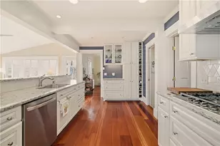 198 Gibbs Ave, Newport, RI 02840 - Photo 13