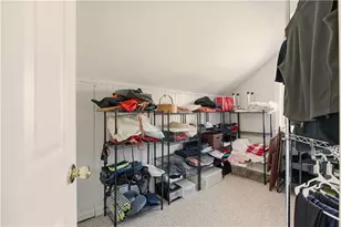 198 Gibbs Ave, Newport, RI 02840 - Photo 37