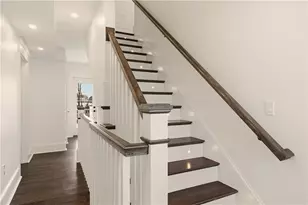 5 Dresser St, Newport, RI 02840 - Photo 33