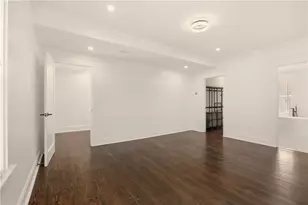 5 Dresser St, Newport, RI 02840 - Photo 23