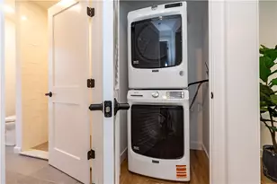 32 Exchange St, East Greenwich, RI 02818 - Photo 25