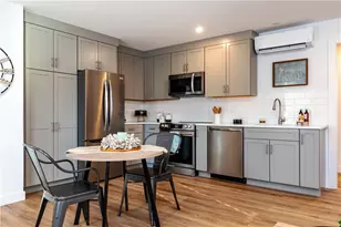 32 Exchange St, East Greenwich, RI 02818 - Photo 11