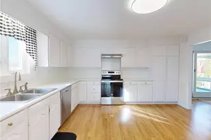 19 Brown Terrace, Portsmouth, RI 02871 - Photo 5