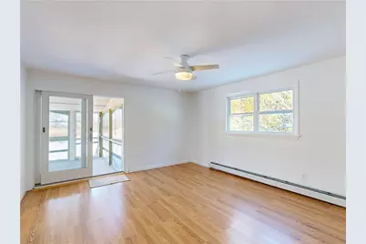 19 Brown Terrace, Portsmouth, RI 02871 - Photo 7