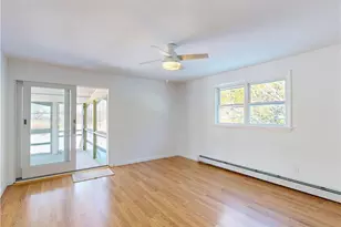 19 Brown Terrace, Portsmouth, RI 02871 - Photo 7