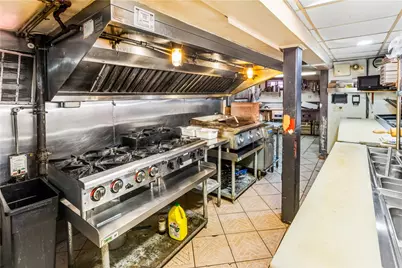 1092 Chalkstone Avenue, Providence, RI 02908 - Photo 7