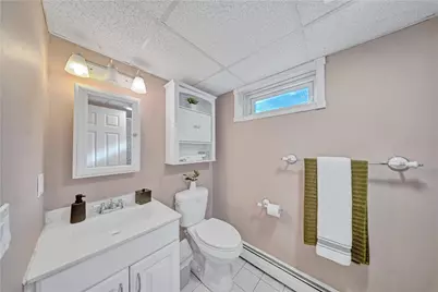 3945 Post Road, Warwick, RI 02886 - Photo 25