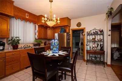 546 Lonsdale Avenue, Central Falls, RI 02863 - Photo 27