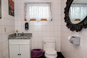 546 Lonsdale Ave, Central Falls, RI 02863 - Photo 15