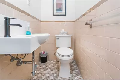 845 Main Street, East Greenwich, RI 02818 - Photo 11