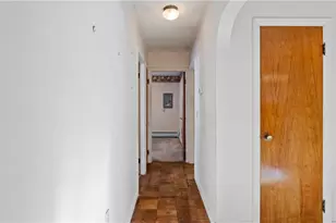 30 Torrington Dr, Warwick, RI 02889 - Photo 7