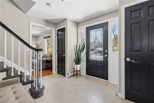 305 Spring Valley Dr, East Greenwich, RI 02818 - Photo 3