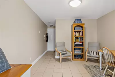 667 Metacom Avenue #14, Bristol, RI 02809 - Photo 31