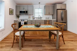 32 Exchange St, East Greenwich, RI 02818 - Photo 19