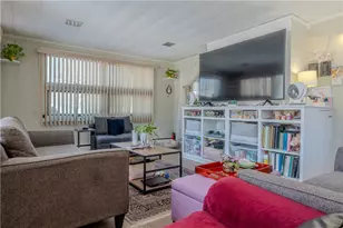 73 Western Promenade St, Cranston, RI 02905 - Photo 3