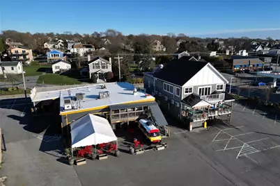 116 Aquidneck Avenue, Middletown, RI 02842 - Photo 3