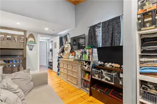 143 Lake View Dr, Glocester, RI 02814 - Photo 19