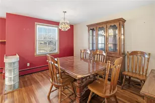 60 Stedman Ave, Pawtucket, RI 02860 - Photo 5