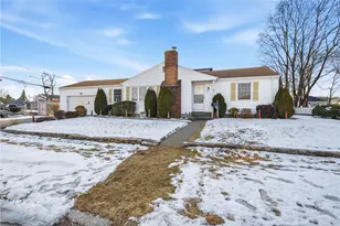 60 Stedman Ave, Pawtucket, RI 02860 - Photo 41