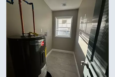 375 Public Street #3, Providence, RI 02905 - Photo 9