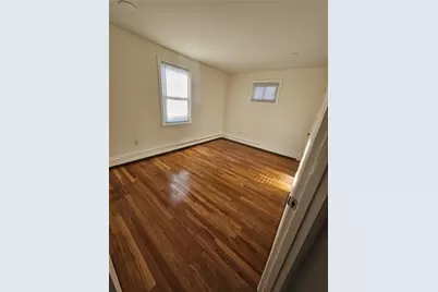 34 Elmcrest Drive, Pawtucket, RI 02861 - Photo 3