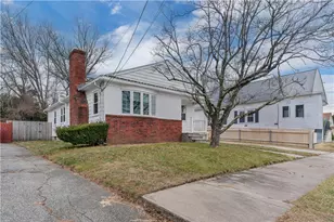 29 Justice St, North Providence, RI 02911 - Photo 3