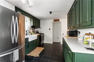 99 Allen Ave, East Providence, RI 02915 - Photo 7