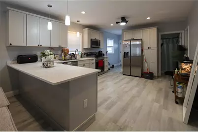 835 River Avenue, Providence, RI 02908 - Photo 11