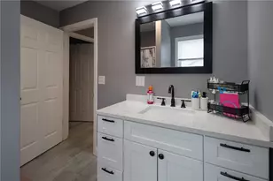 835 River Ave, Providence, RI 02908 - Photo 21