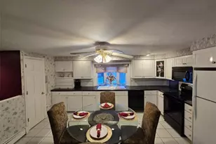 17 Rhode Island Ave, Johnston, RI 02919 - Photo 9