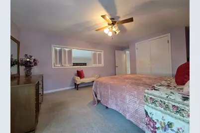 17 Rhode Island Avenue, Johnston, RI 02919 - Photo 25