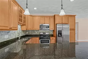 41 Breakneck Hill Rd, Lincoln, RI 02865 - Photo 11