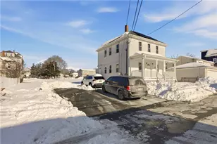 293 State St, Bristol, RI 02809 - Photo 43