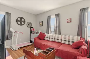 293 State St, Bristol, RI 02809 - Photo 15