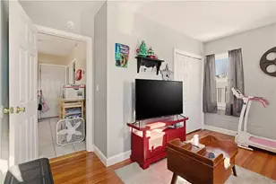 293 State St, Bristol, RI 02809 - Photo 39