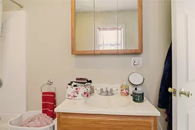 293 State Street, Bristol, RI 02809 - Photo 41