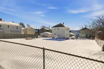 293 State Street, Bristol, RI 02809 - Photo 3