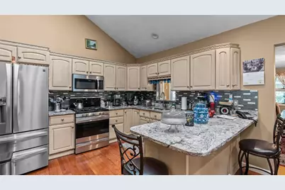 23 Albert Avenue, Barrington, RI 02806 - Photo 15