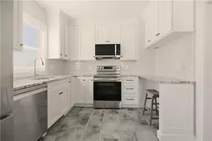 65 Maple Ave, Middletown, RI 02842 - Photo 5