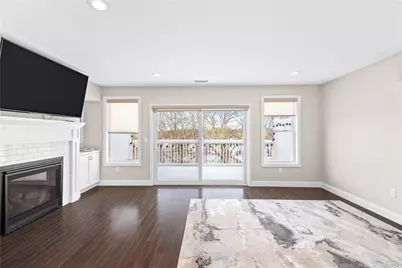 3800 Post Road #4, Warwick, RI 02886 - Photo 5