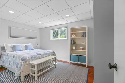 38 Sea View Avenue, South Kingstown, RI 02879 - Photo 23