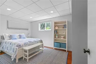 38 Seaview Ave, South Kingstown, RI 02879 - Photo 23