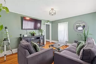 15 Claire Shore, East Providence, RI 02915 - Photo 11