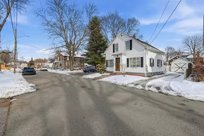 15 Claire Shore, East Providence, RI 02915 - Photo 3