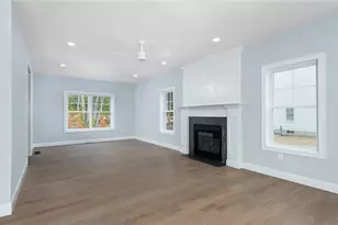 4 Upper Farm Wy, Johnston, RI 02919 - Photo 9