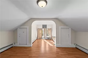 18 Crowninshield St, Providence, RI 02909 - Photo 19